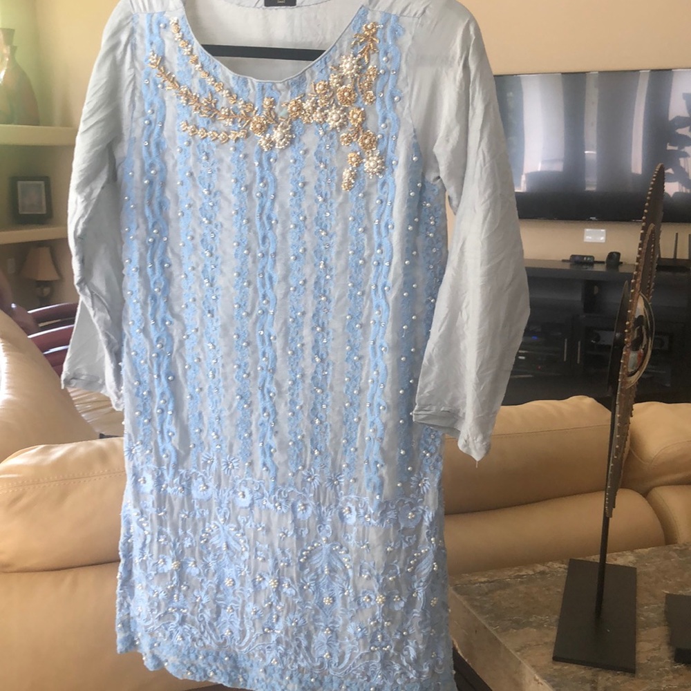 COPY - COPY - Powder blue Agha Noor shirt and dupatta